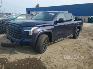 TOYOTA TUNDRA SR5