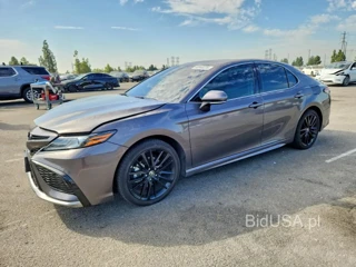 TOYOTA CAMRY XSE