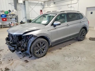 VOLKSWAGEN TIGUAN 4-MOTION