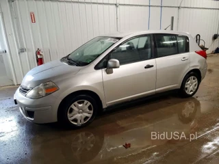 NISSAN VERSA 1.8 S