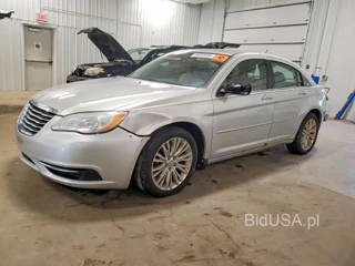 CHRYSLER 200 TOURING