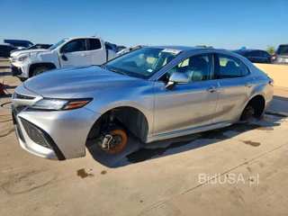 TOYOTA CAMRY XSE