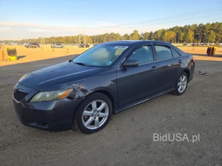 TOYOTA CAMRY SE V6