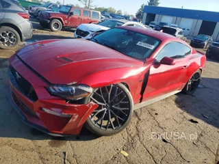 FORD MUSTANG GT