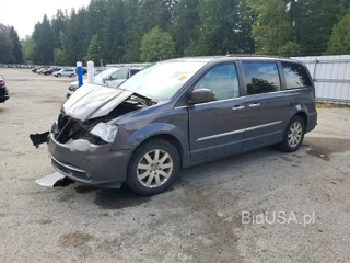 CHRYSLER TOWN & COUNTRY TOURING