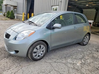 TOYOTA YARIS BASE