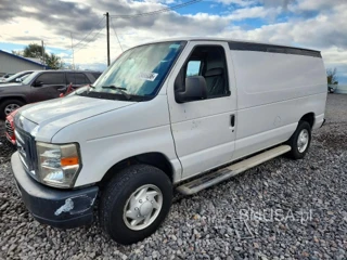 FORD ECONOLINE E250 VAN