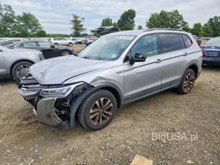 VOLKSWAGEN TIGUAN S