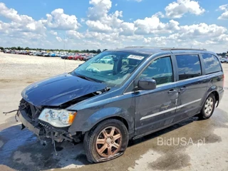 CHRYSLER TOWN & COUNTRY TOURING