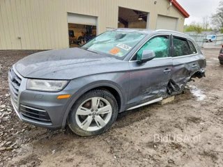 AUDI Q5 PREMIUM PLUS