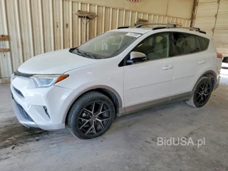 TOYOTA RAV4 SE