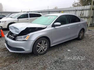 VOLKSWAGEN JETTA SE