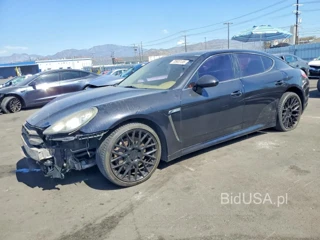 PORSCHE PANAMERA 2