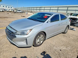 HYUNDAI ELANTRA SEL