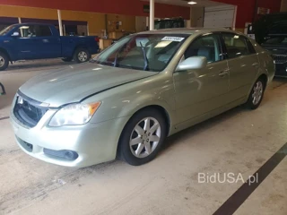 TOYOTA AVALON XL