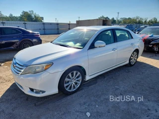 TOYOTA AVALON LIMITED