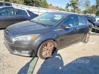 FORD FOCUS TITANIUM