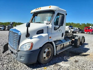 FREIGHTLINER CASCADIA
