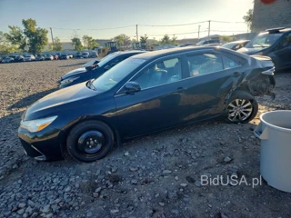 TOYOTA CAMRY XLE