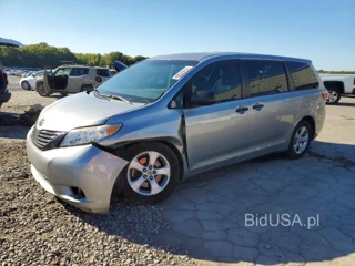 TOYOTA SIENNA L 7-PASSENGER