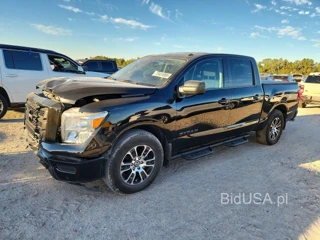 NISSAN TITAN SV