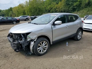 NISSAN ROGUE SPORT S