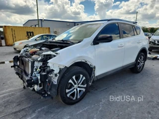 TOYOTA RAV4 LE