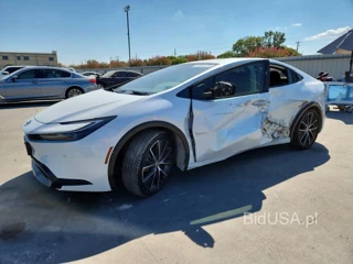TOYOTA PRIUS XLE