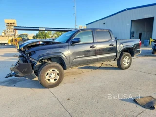 TOYOTA TACOMA SR5