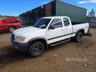 TOYOTA TUNDRA SR5