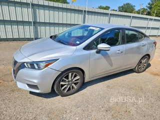 NISSAN VERSA SV