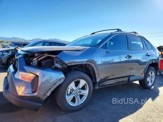 TOYOTA RAV4 HYBRID XLE