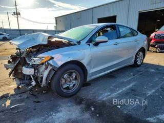 FORD FUSION S