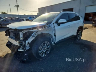 TOYOTA RAV4 XLE PREMIUM