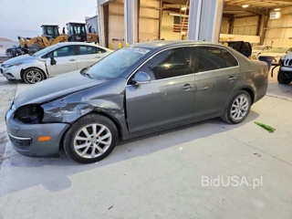 VOLKSWAGEN JETTA SE