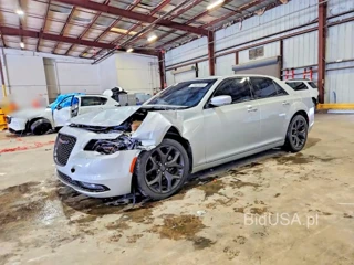 CHRYSLER 300 S