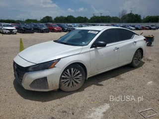NISSAN ALTIMA SV