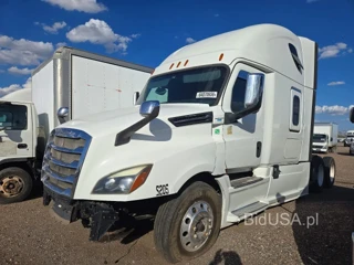 FREIGHTLINER CASCADIA 126