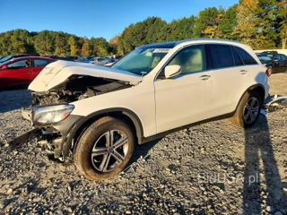 MERCEDES-BENZ GLC 300 4MATIC