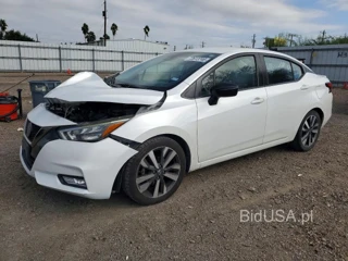 NISSAN VERSA SR