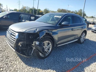 AUDI Q5 PREMIUM PLUS