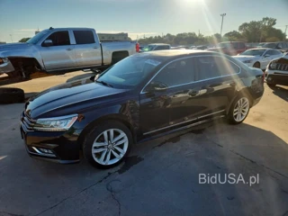 VOLKSWAGEN PASSAT SE