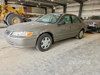 TOYOTA CAMRY CE