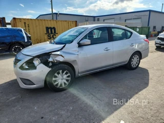 NISSAN VERSA 1.6 SV