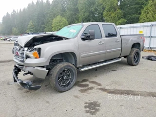 GMC SIERRA K2500 DENALI