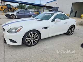MERCEDES-BENZ SLC 300
