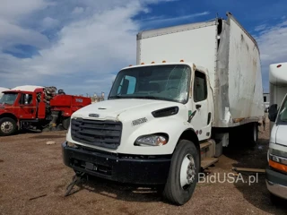 FREIGHTLINER M2