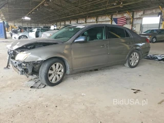 TOYOTA AVALON XLS