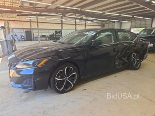NISSAN ALTIMA SR