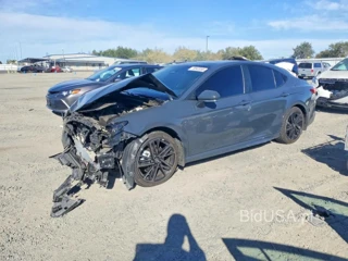 TOYOTA CAMRY XSE